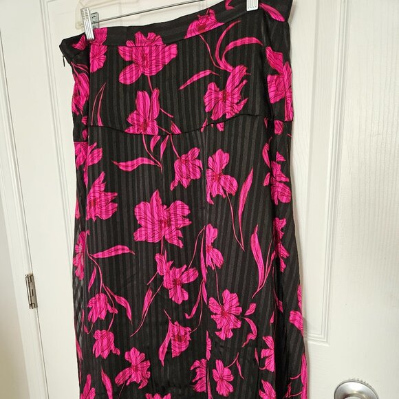 Banana Republic Black and Pink Floral Midi Skirt - Picture 12 of 12